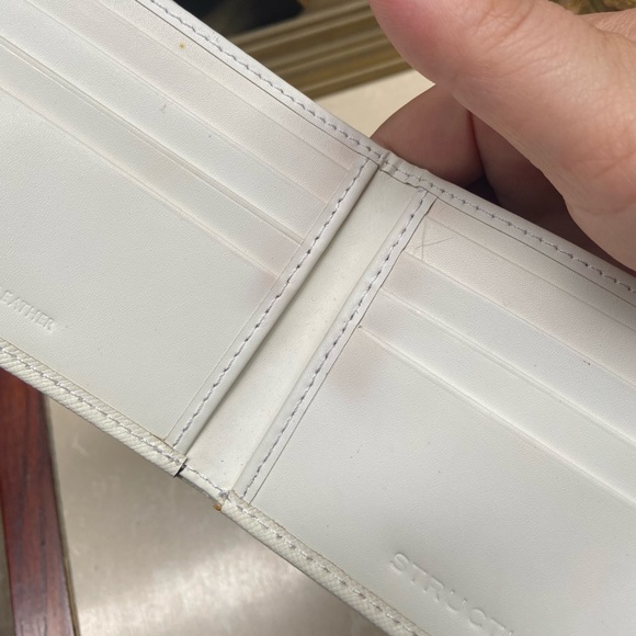 Guess Leather Wallet. UNISEX - Picture 4 of 6